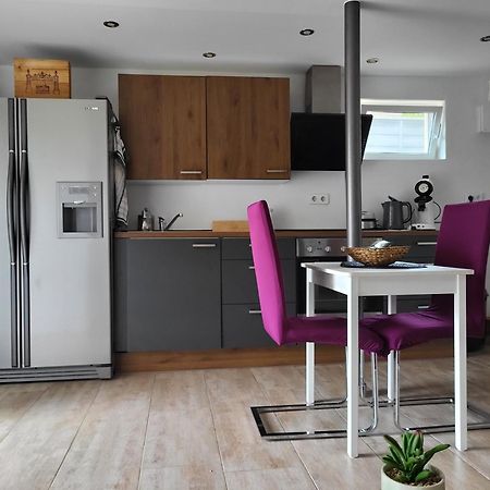 Mandelas Cozy Lounge Apartment Schmelz ภายนอก รูปภาพ